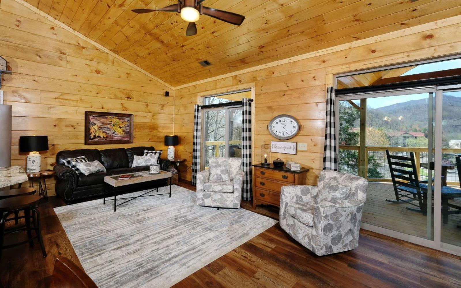 Вилла Holly Ridge Hideaway Гатлинбург Экстерьер фото