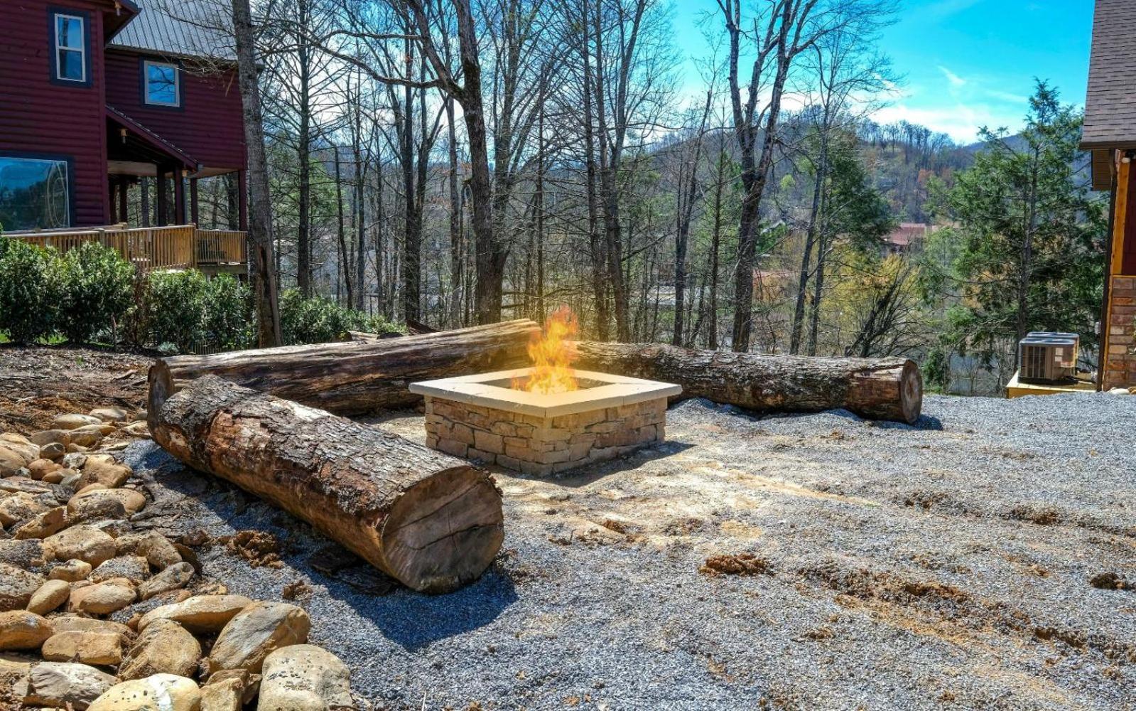 Вилла Holly Ridge Hideaway Гатлинбург Экстерьер фото