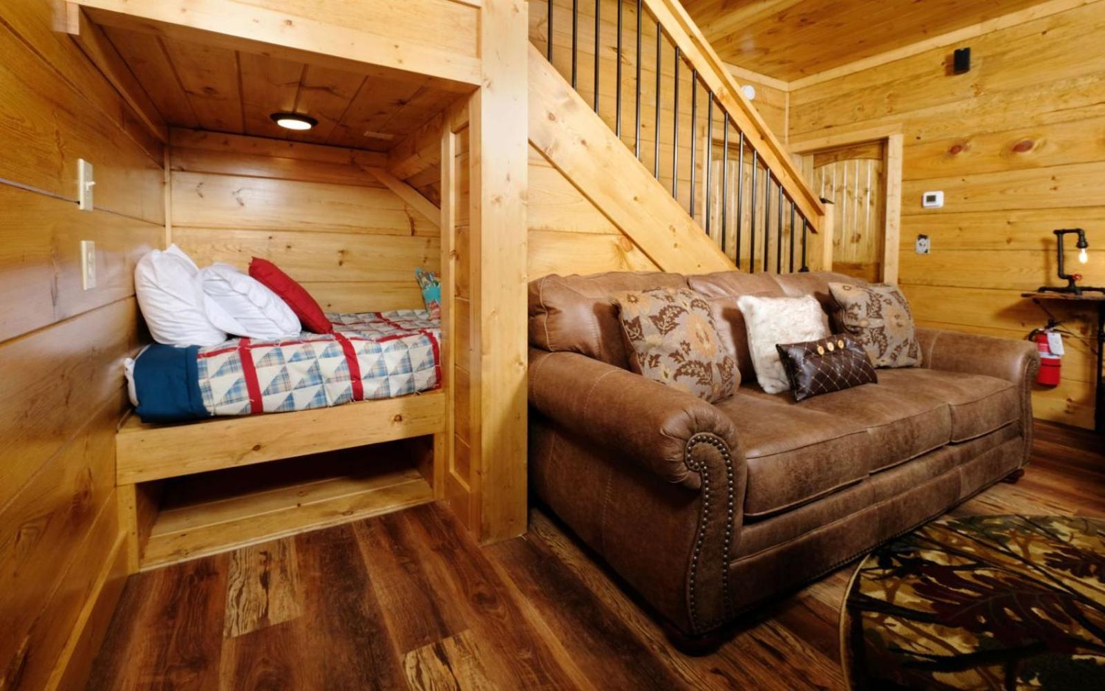 Вилла Holly Ridge Hideaway Гатлинбург Экстерьер фото